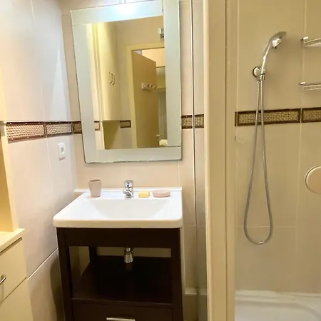 Les Sables-d'olonne, 3 Pièces, 5 Personnes - Fr-1-92-704 *