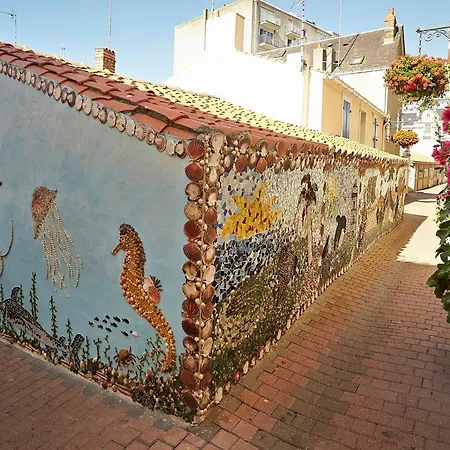 Appartamento Les Sables-d'olonne, 3 Pièces, 5 Personnes - Fr-1-92-704