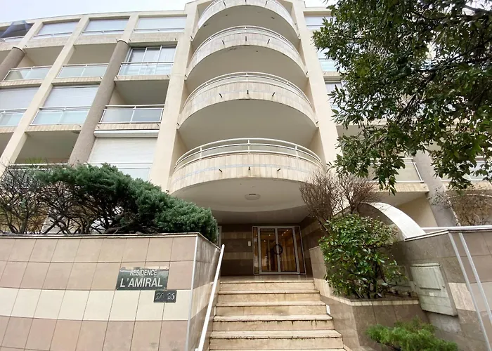 2 Pieces Avec Mezzanine Chez Plage, Centre-ville Et Garage Prive - Fr-1-92-704 *